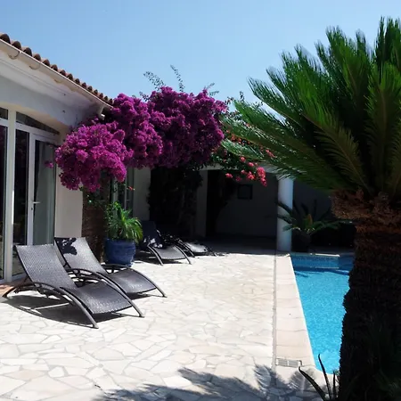 Villa Provençale â Sainte Maxime, Golf de Saint Tropez-3